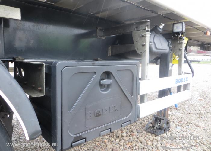 2016 Semitrailer Tipper BODEX KIS 3W-A 45 Cubic meters  2x lifting axles