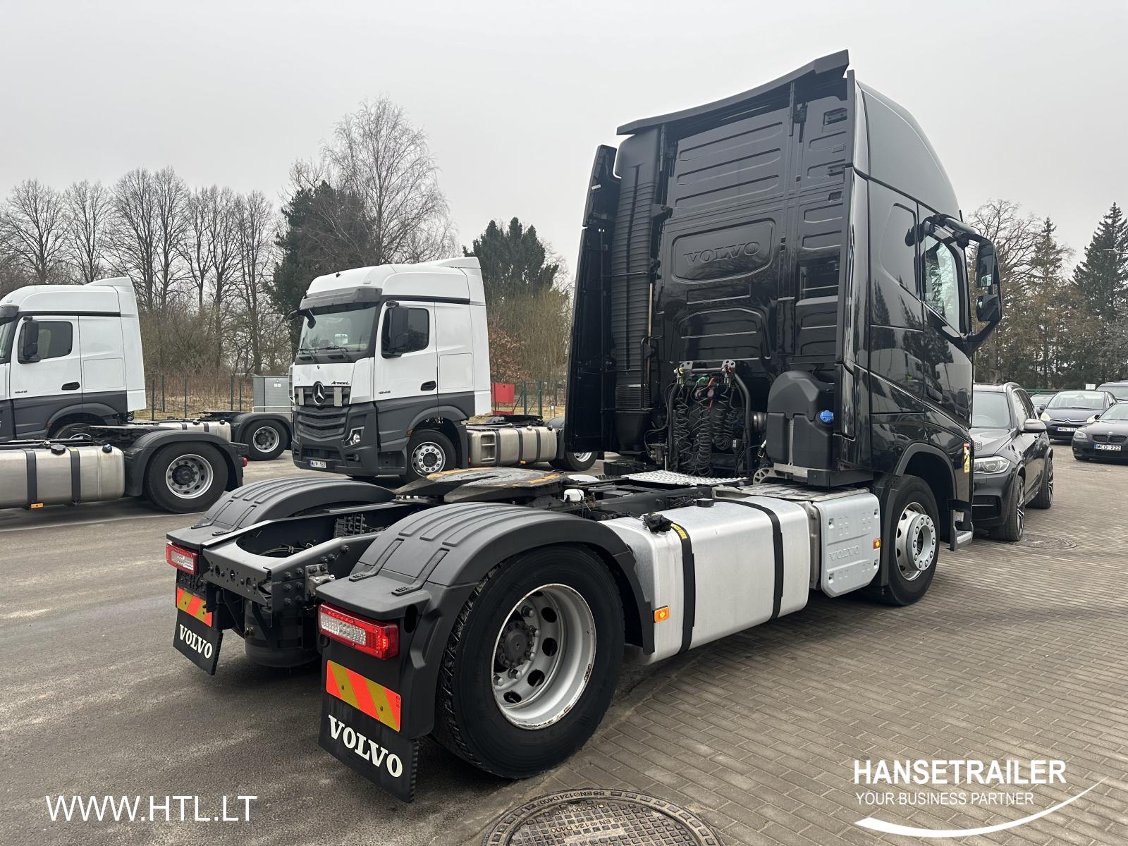 2021 vehículo tractor 4x2 Volvo FH
